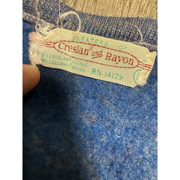 Creslan and Rayon Sweater Men Large Men Purple Vintage Vneck 60s Soft USA Made - Picture 2 of 4